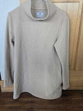 Dudley Stephens Women's Cream Cobble Hill Turtleneck Pullover